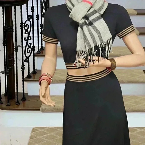 Burberry Novacheck Grey πππ% πππ¬π‘π¦ππ«π Scarf - Picture 10 of 12